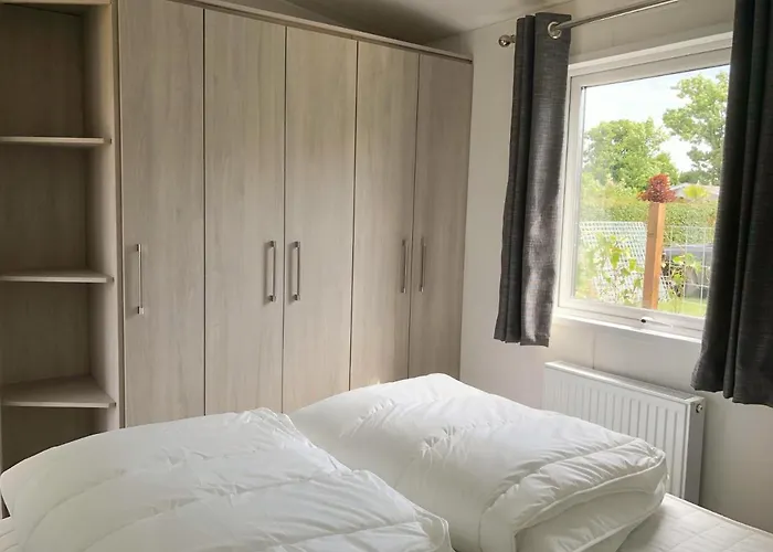 579 Op Recreatiepark De Wielen シャレー シント・マールテン