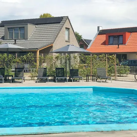 579 Op Recreatiepark De Wielen سينت مارتن